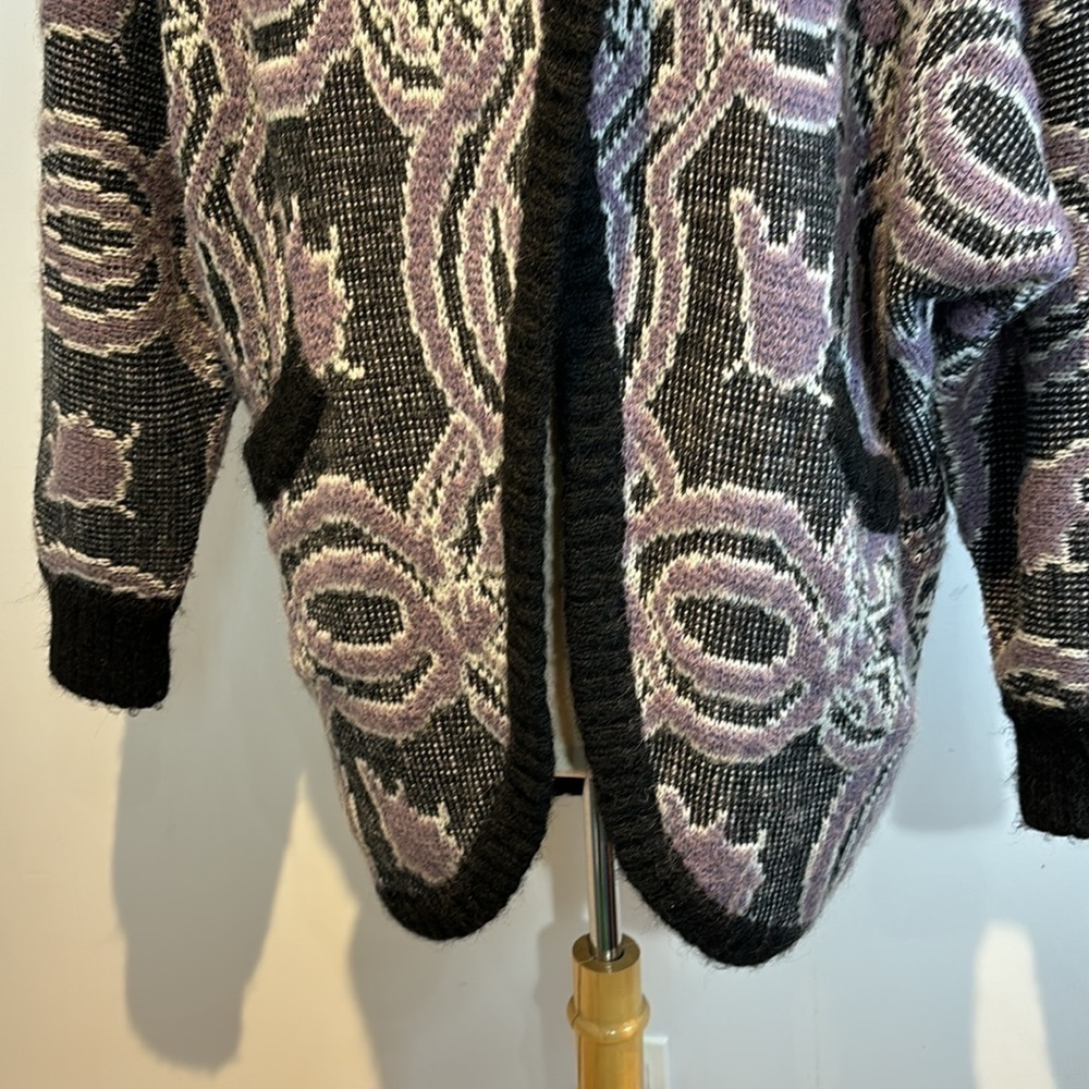 Vintage 80’s Biba Paris wool blend purple print cardigan size EU38 (US8/medium) - Picture 4 of 13